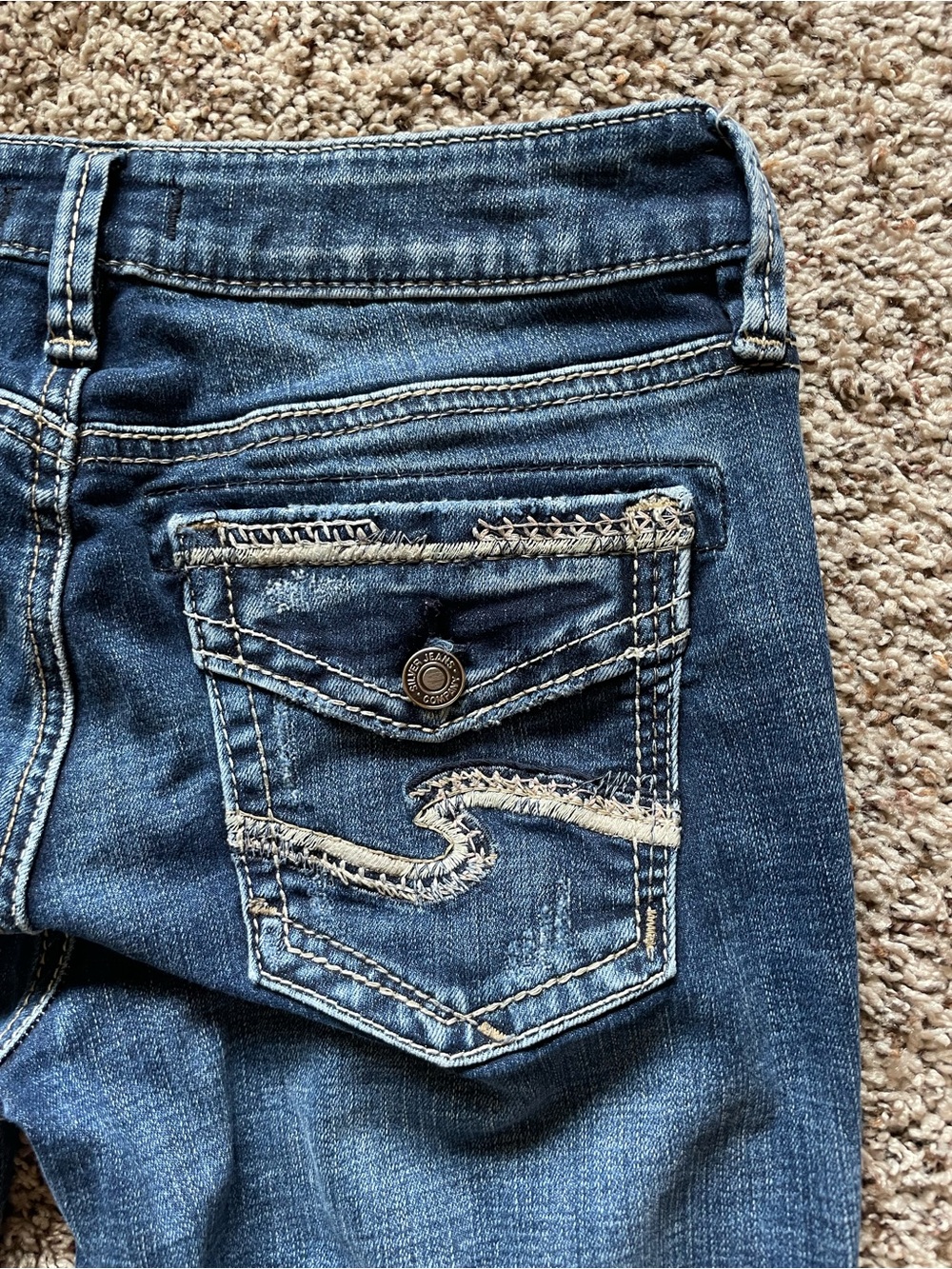 Silver Suki Bootcut Jeans W28 / L33 (measures 28x32) Contrast Stitching - Picture 6 of 12